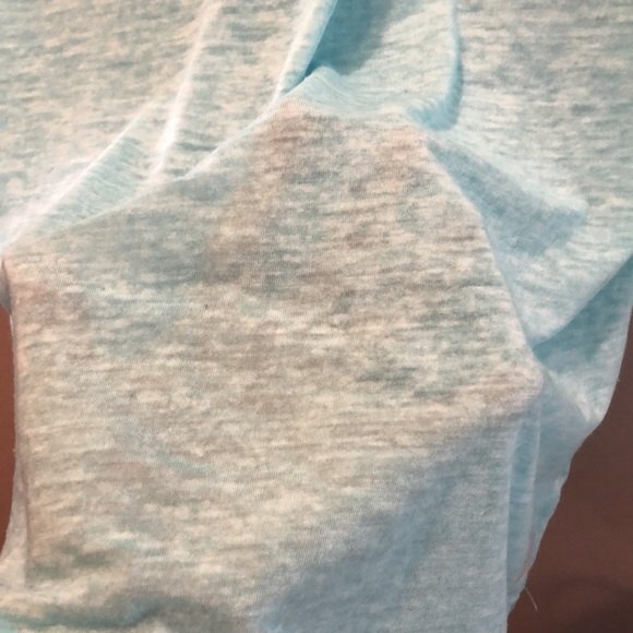 Free2B Tshirt size small - Picture 5 of 6
